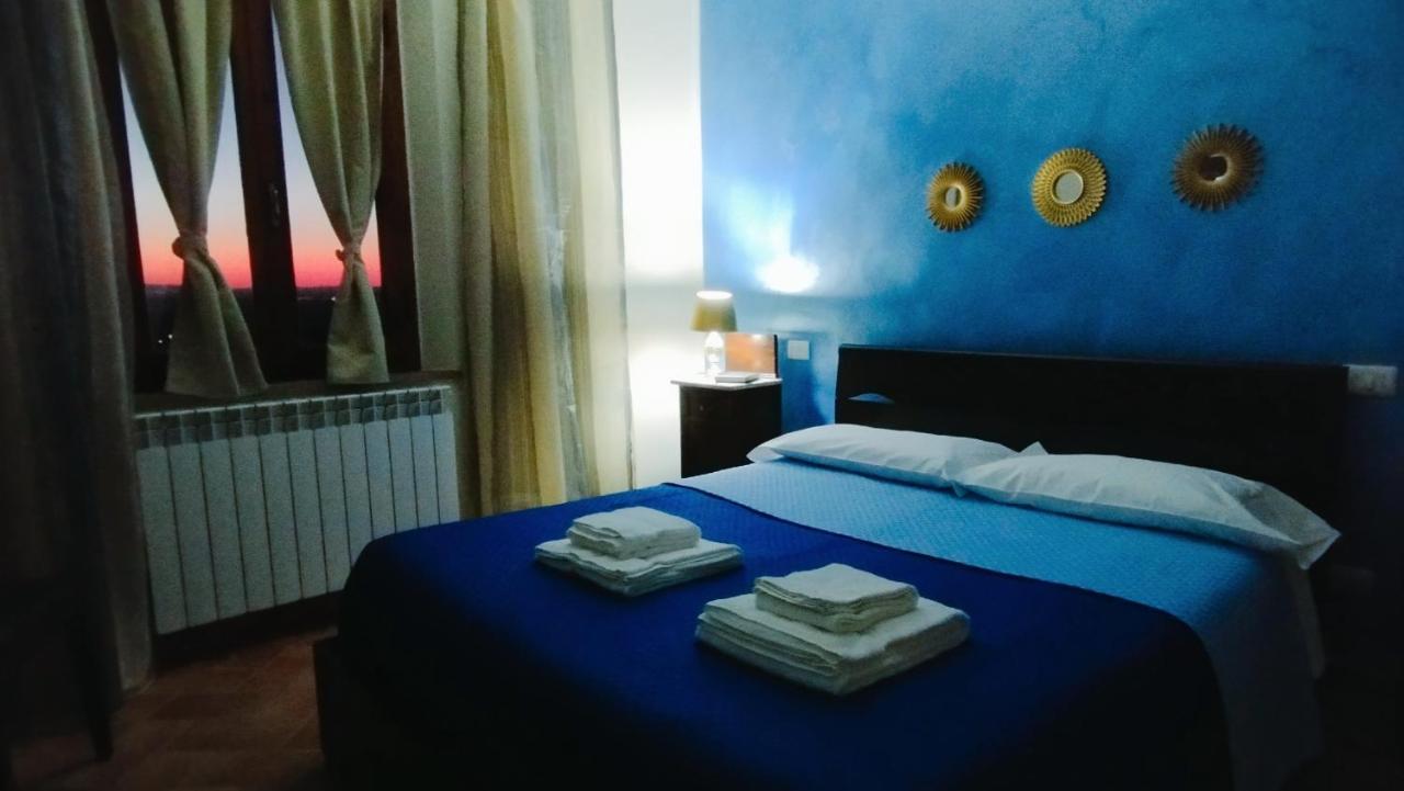 La Casa Tra Gli Ulivi Bed and Breakfast Cortona Eksteriør billede