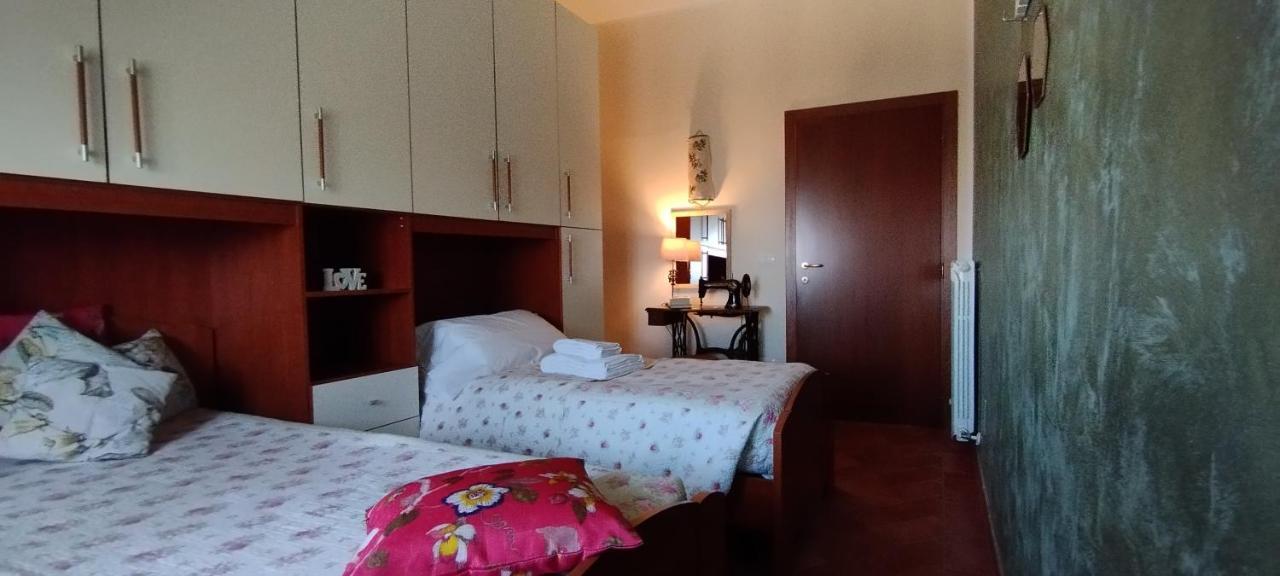 La Casa Tra Gli Ulivi Bed and Breakfast Cortona Eksteriør billede